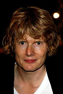 Julian Rhind Tutt